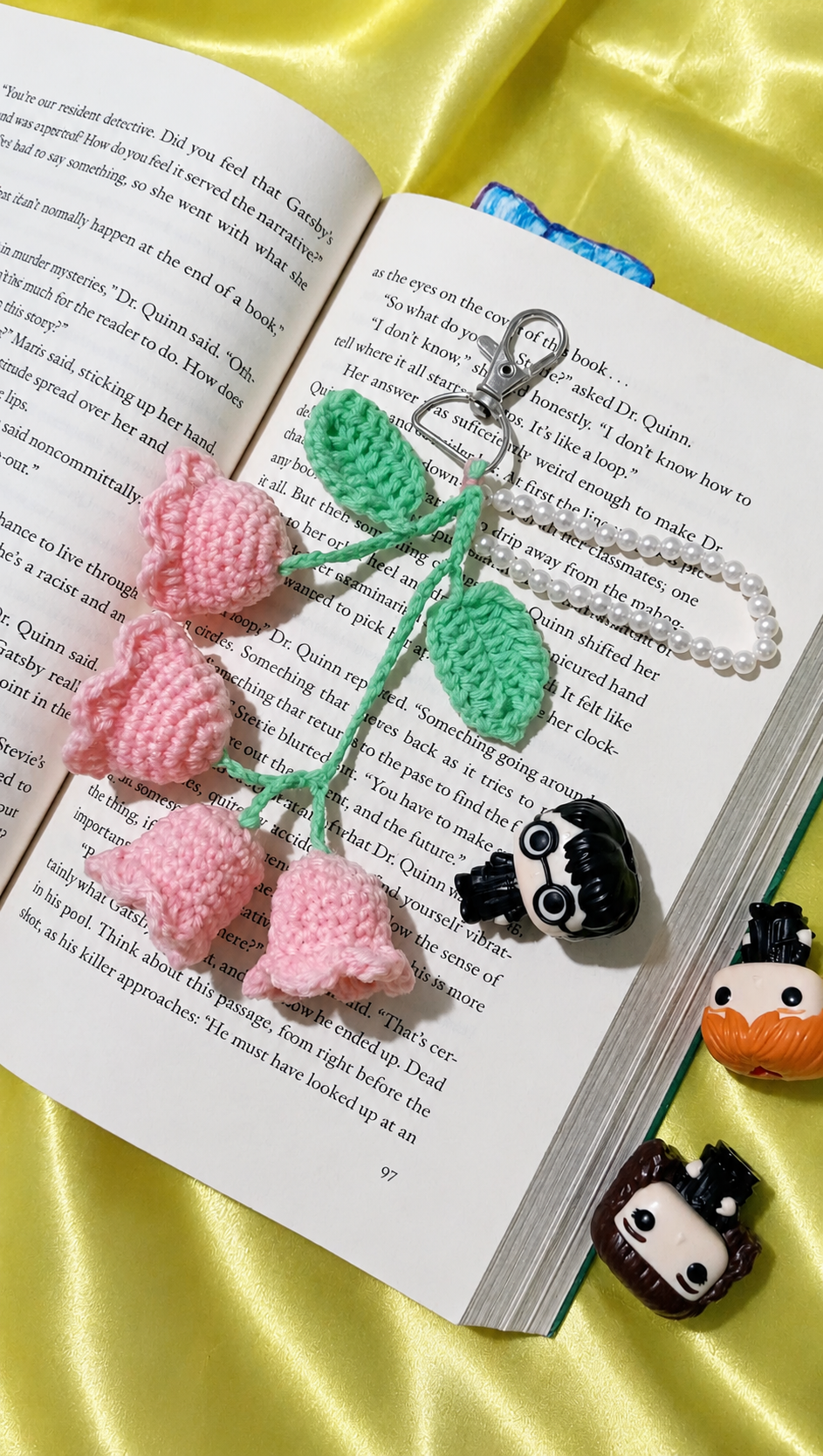 Crochet keychain, tulip keychain, crochet charm, flower keychain, crochet keychain gift made by kimistore